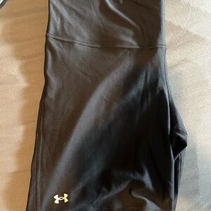 NWT women’s under armour biker shorts